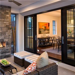 Luxury And Elegant Villa Transparent Sliding Door