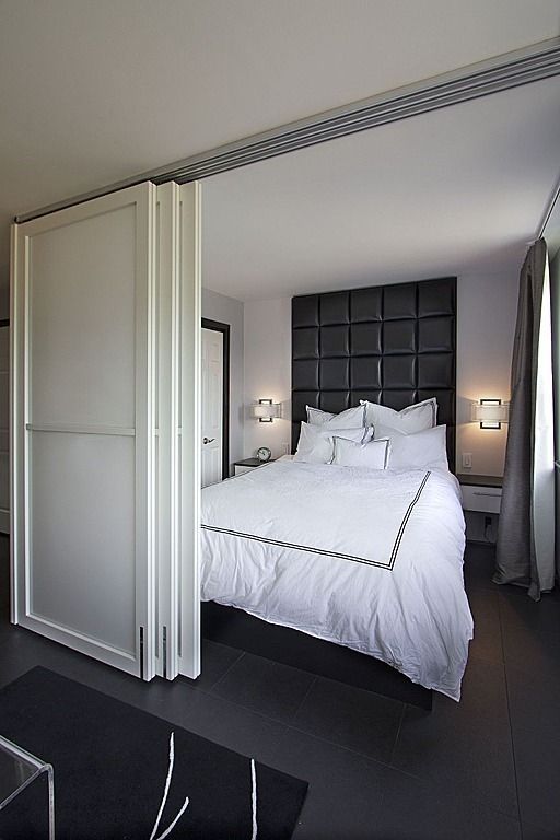 metal sliding door